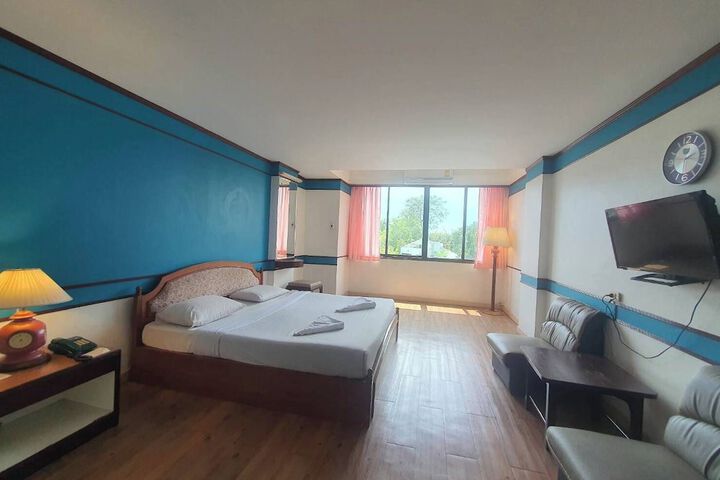 Room 74 of 147