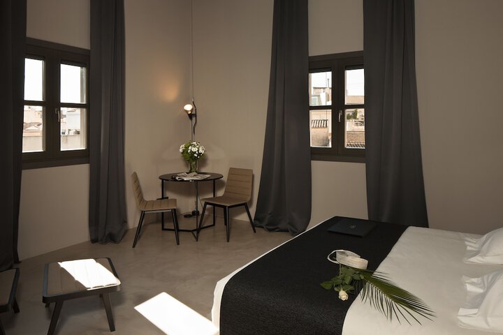 Room 14 of 75
