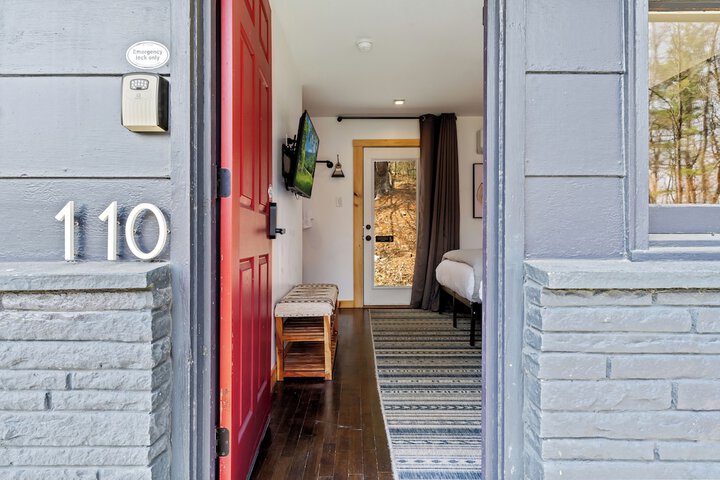 Room 14 of 130