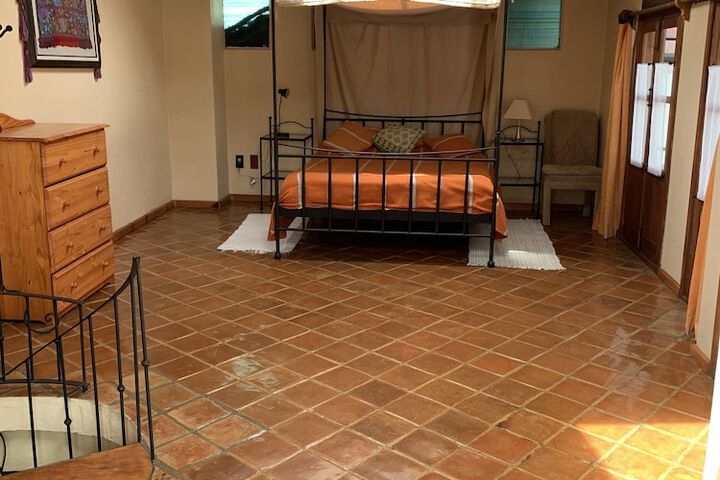 Room 6 of 54