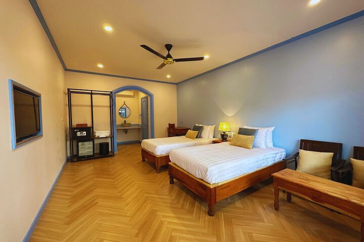 Room 19 of 39