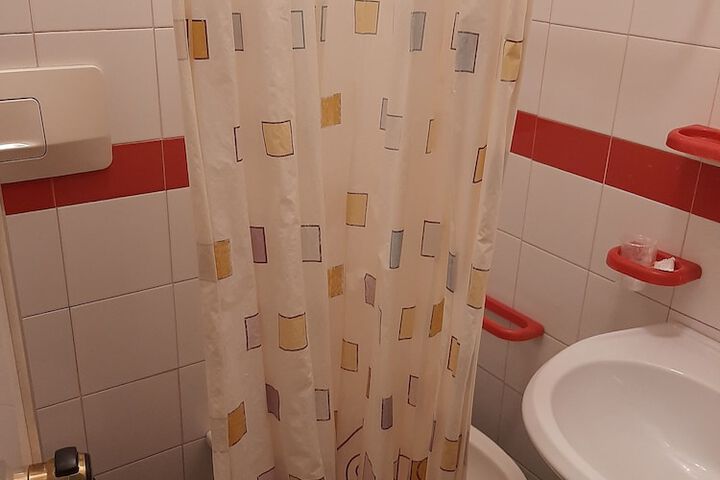 Room 30 of 55