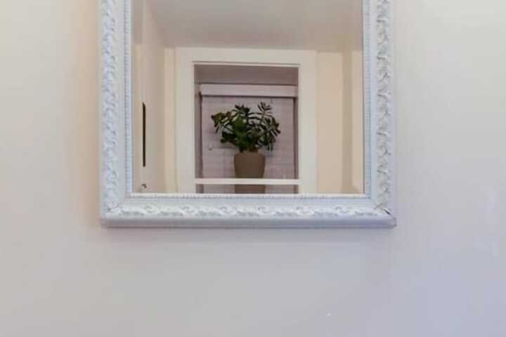 Room 15 of 19