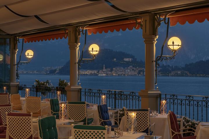 Dining 74 of 92