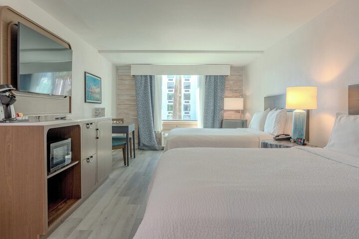 Room 20 of 216