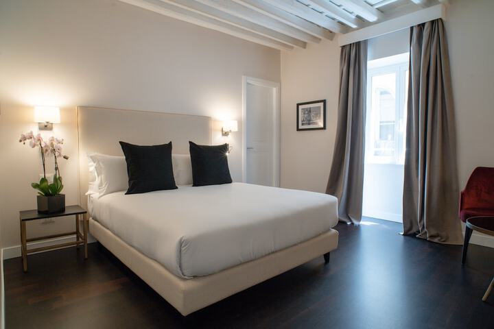 Room 13 of 31