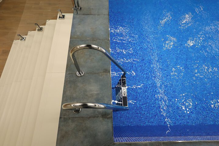 Pool 38 of 55