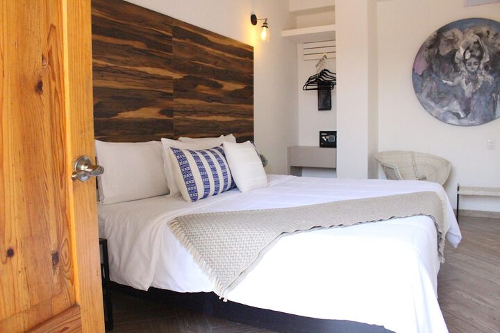 Room 7 of 73