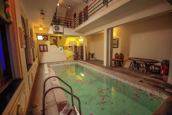 Pool 47 of 59
