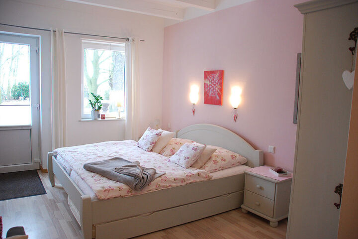 Room 41 of 185