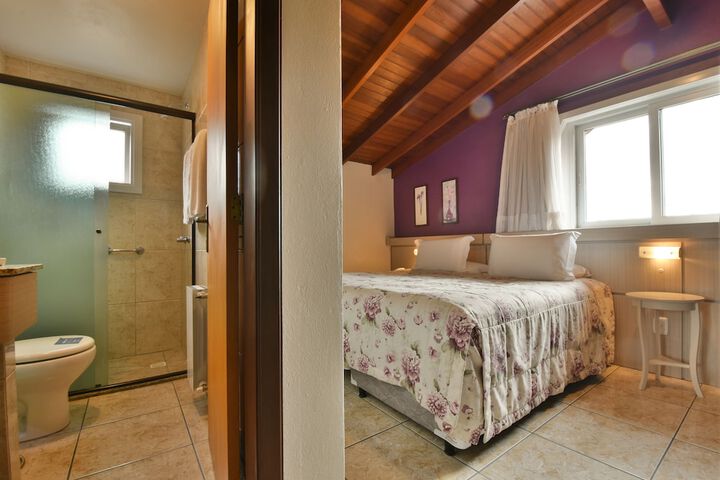 Room 13 of 25