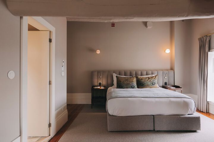 Room 15 of 147