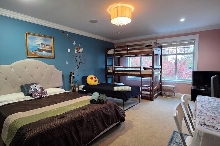 Room 67 of 131
