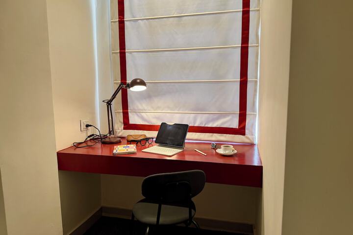 Room 48 of 70