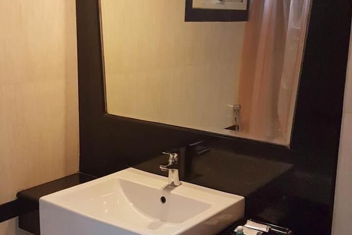 Room 14 of 31
