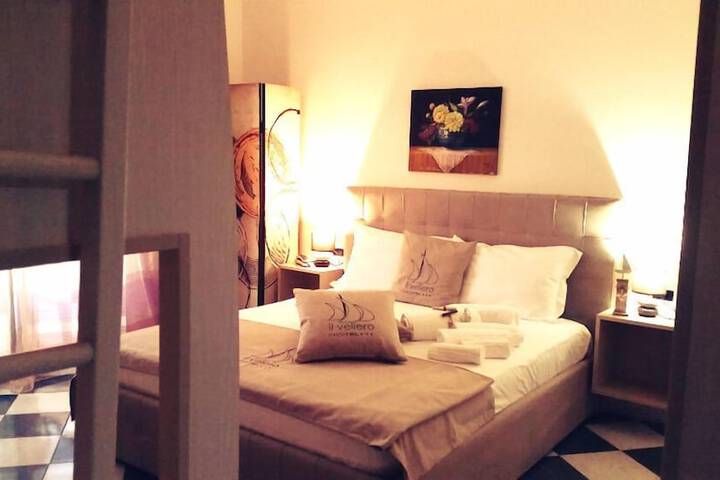 Room 21 of 39