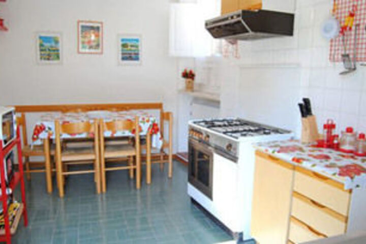 Room 33 of 45