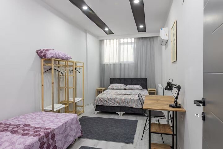 Room 22 of 293