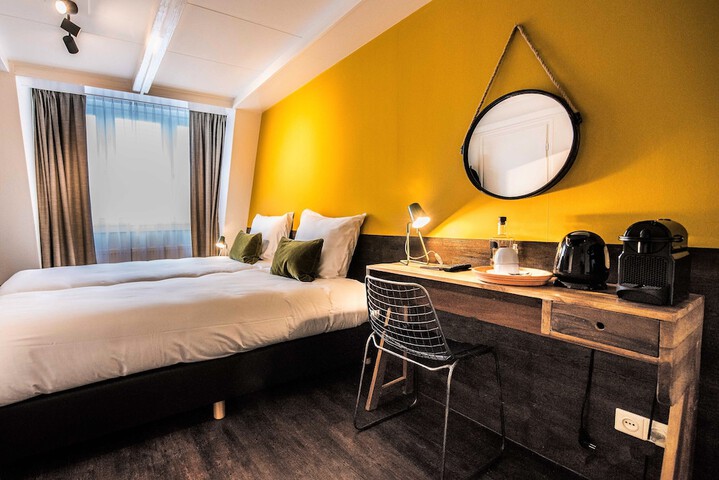 Room 12 of 47