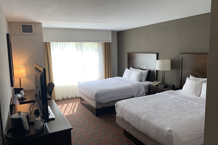 Room 8 of 70