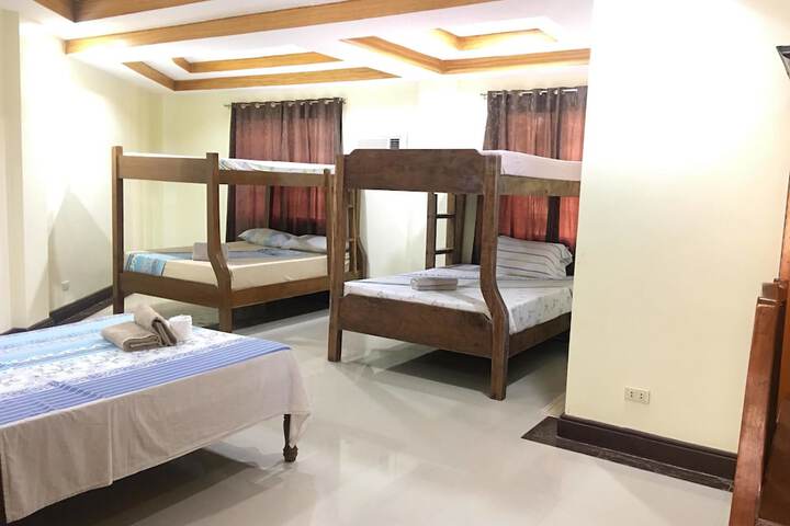 Room 19 of 39