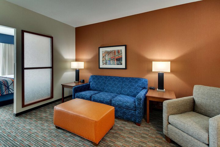 Room 18 of 68
