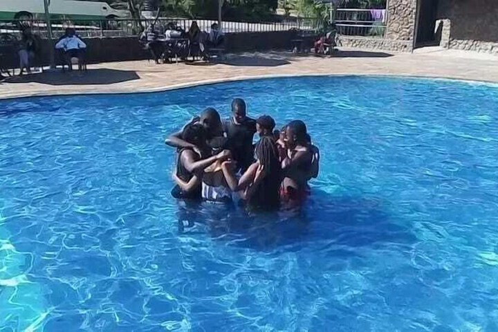 Pool 16 of 26