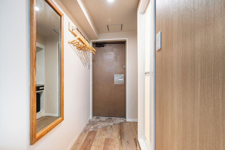 Room 9 of 57