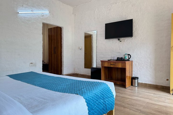 Room 10 of 30