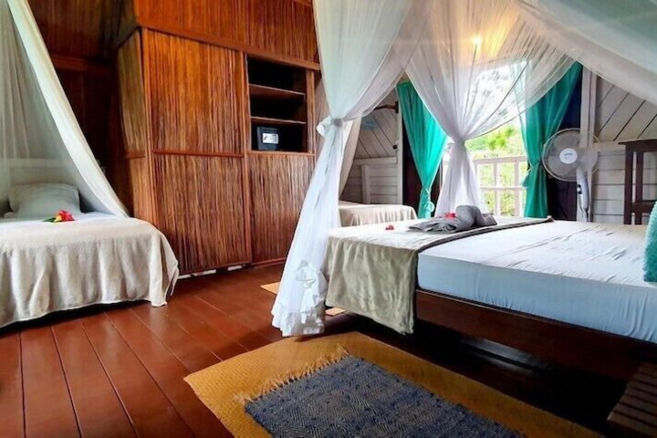 Room 21 of 208