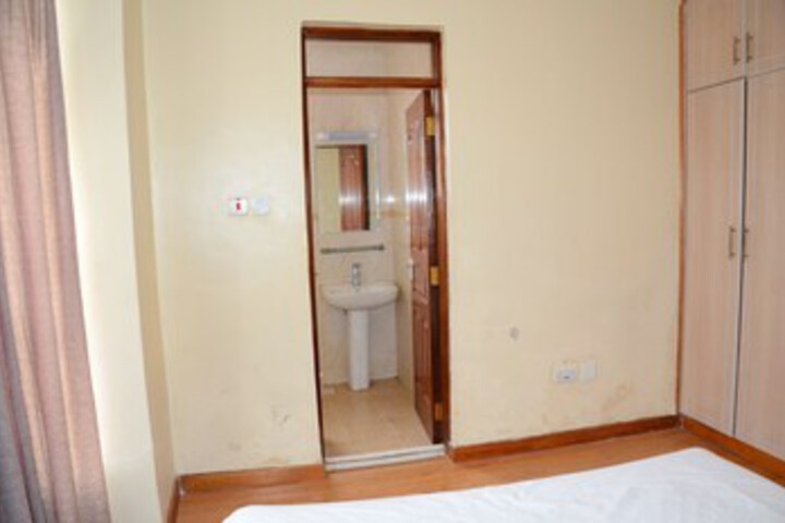 Room 37 of 37