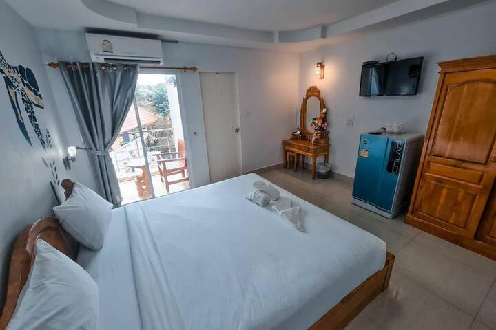 Room 15 of 47