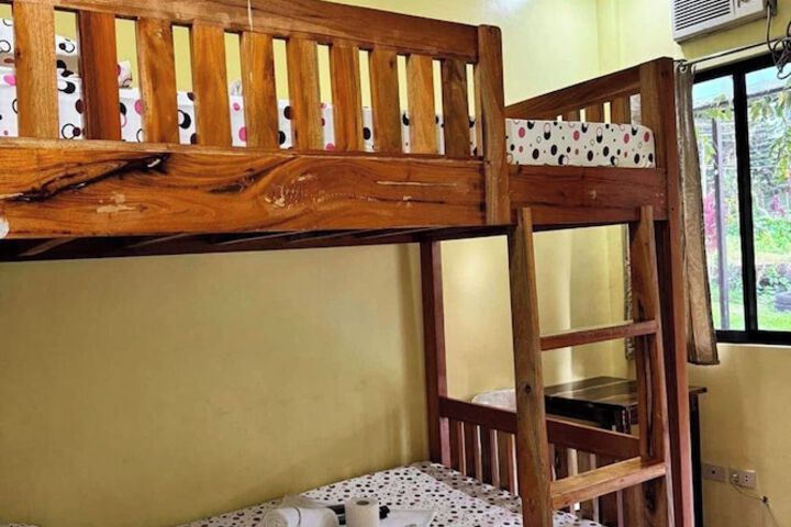 Room 15 of 27