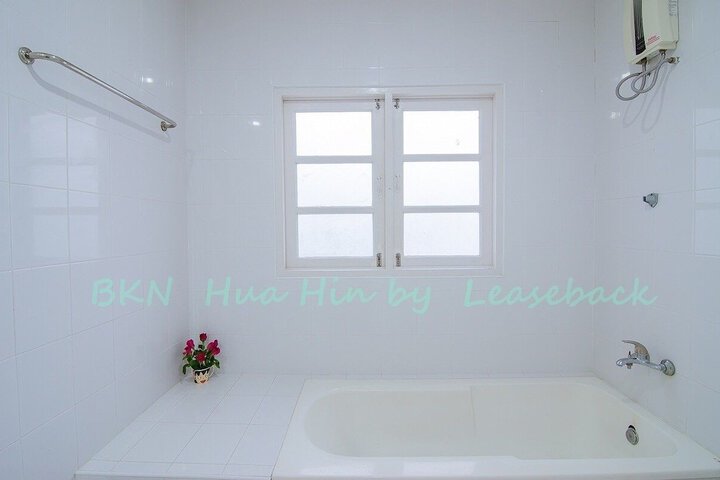 Room 21 of 76