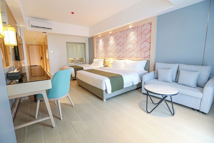Room 15 of 62