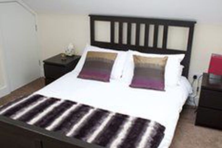 Room 8 of 29