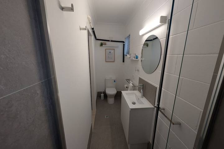 Room 33 of 55