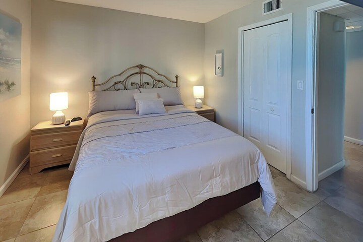 Room 18 of 71