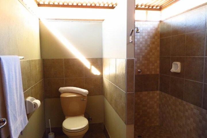 Clean Restrooms