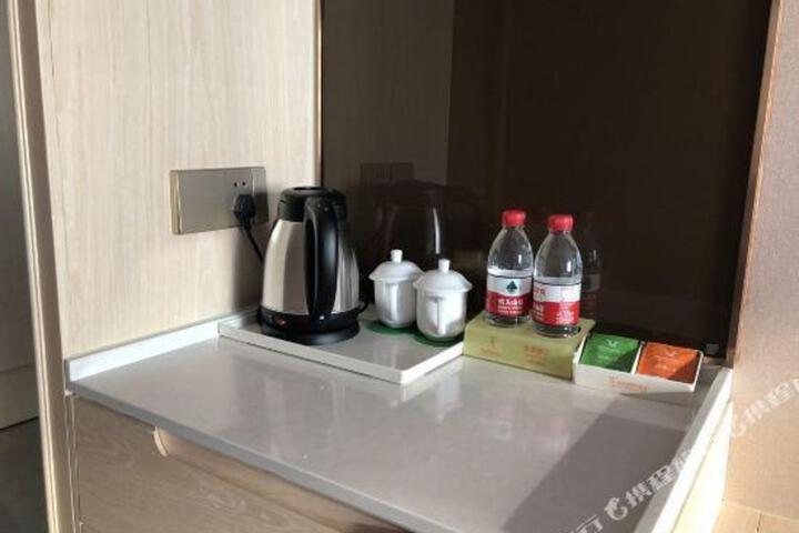 Vienna international Hotel (Qingdao East Road Wusi Square Wanxiang City)