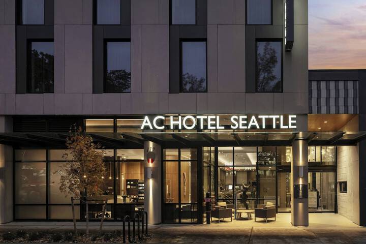 Photo of AC Hotel by Marriott Seattle Downtown