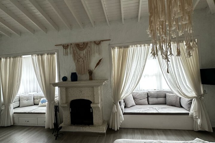 Room 19 of 42