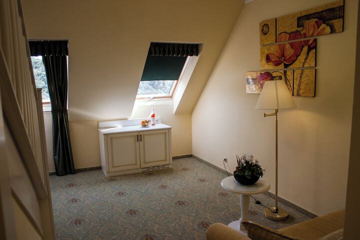 Room 15 of 69