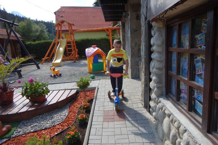 Childrens Activities 20 of 37