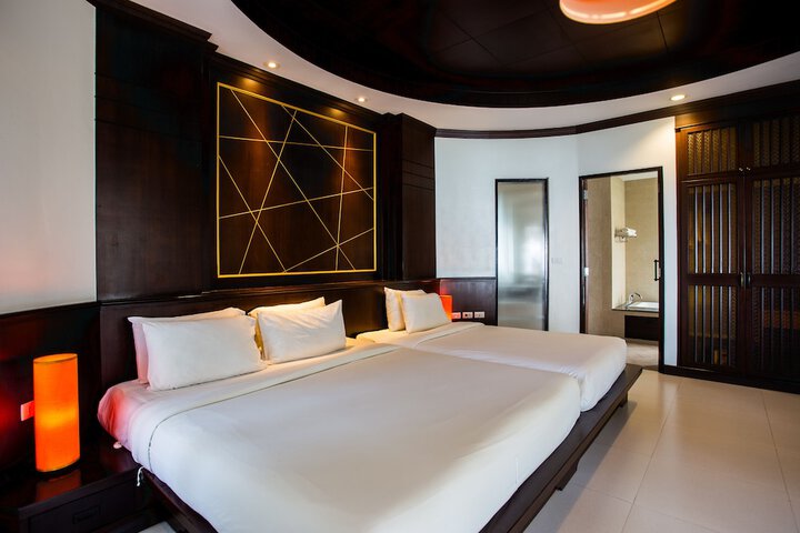 Room 12 of 61