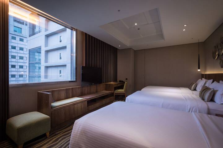 Room 50 of 88