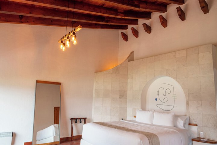 Room 13 of 60