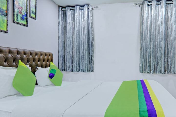 Room 19 of 39
