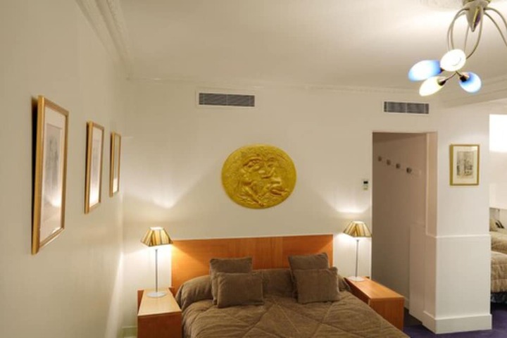 Room 36 of 61