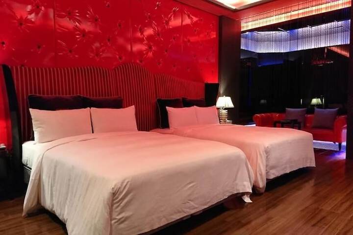 Room 19 of 56